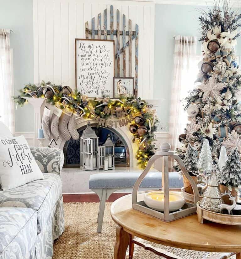 Gray and White Christmas Décor