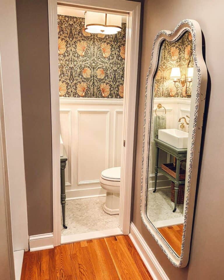 Green and White Modern Bathroom Ideas