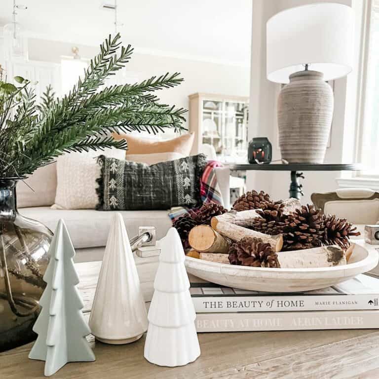 Greige Style Coffee Table Décor