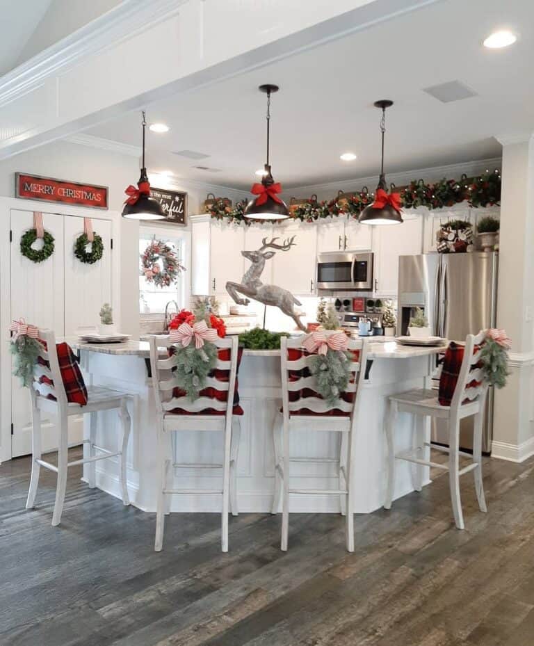 Holiday Decorated Curved Island Kitchen