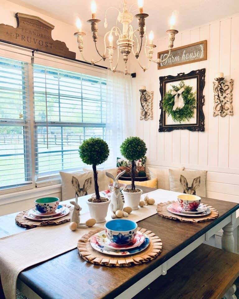 Kitchen Table with Farmhouse Easter Décor