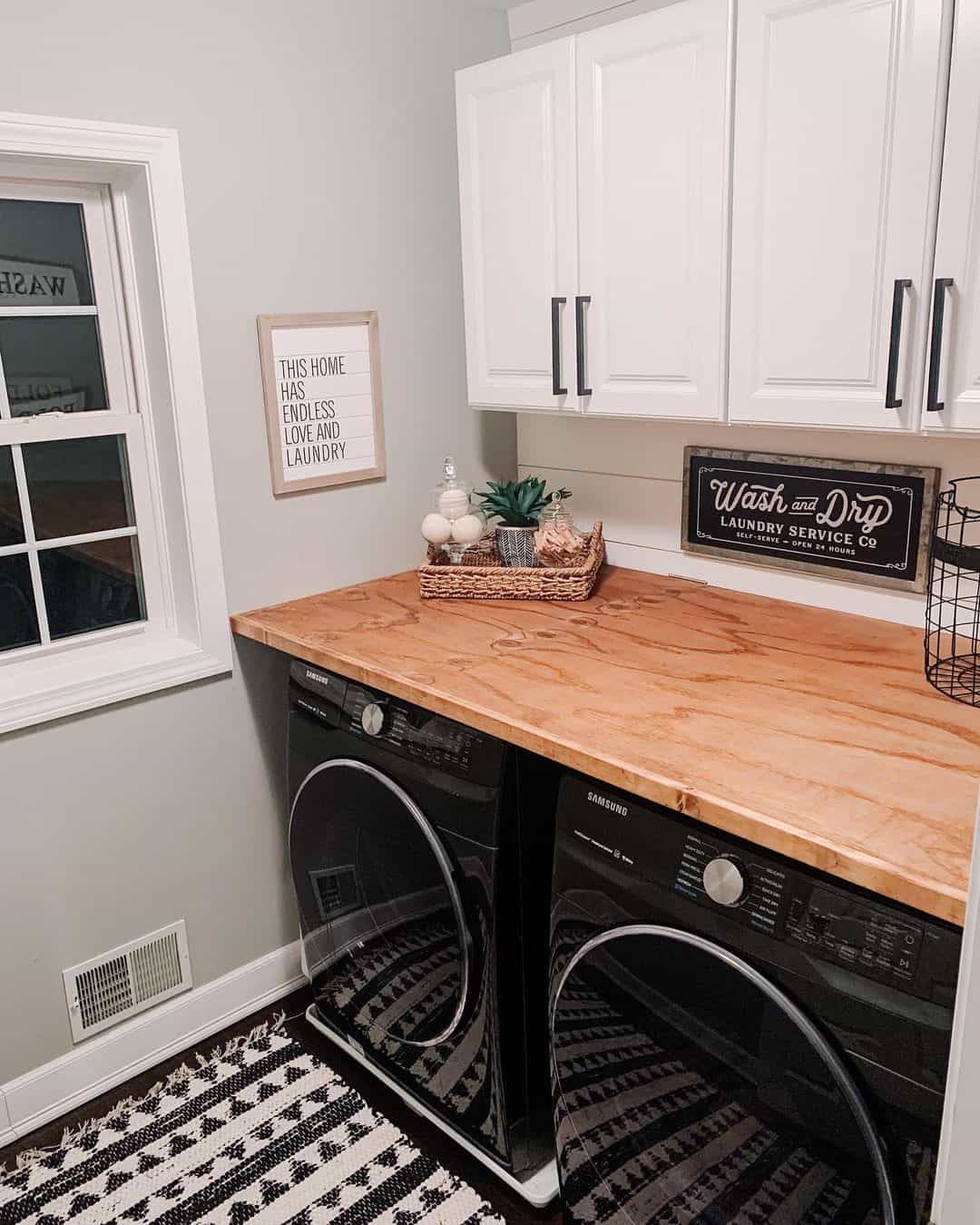 Laundry Room Rug for Black Washer and Dryer - Soul & Lane