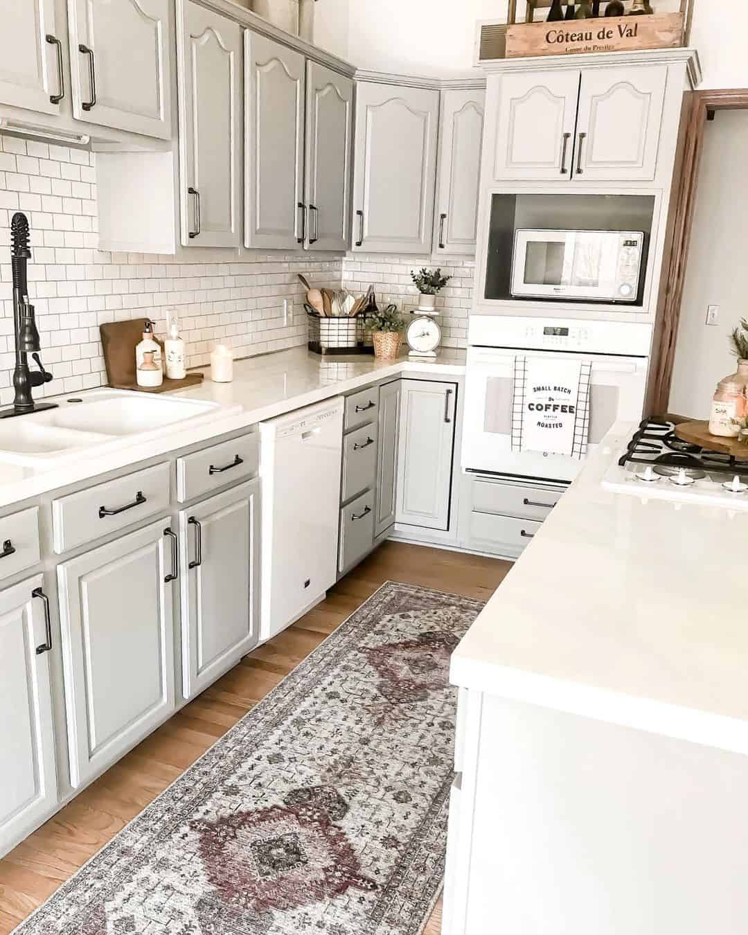 Photo inspiration: Visual Reference: Light Gray Cabinets And Raised Panel Doors