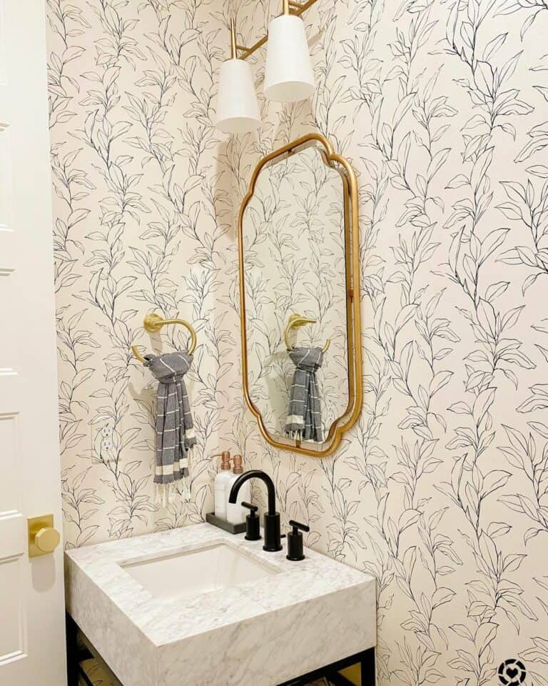 Minimalist Small Bathroom Wallpaper Ideas