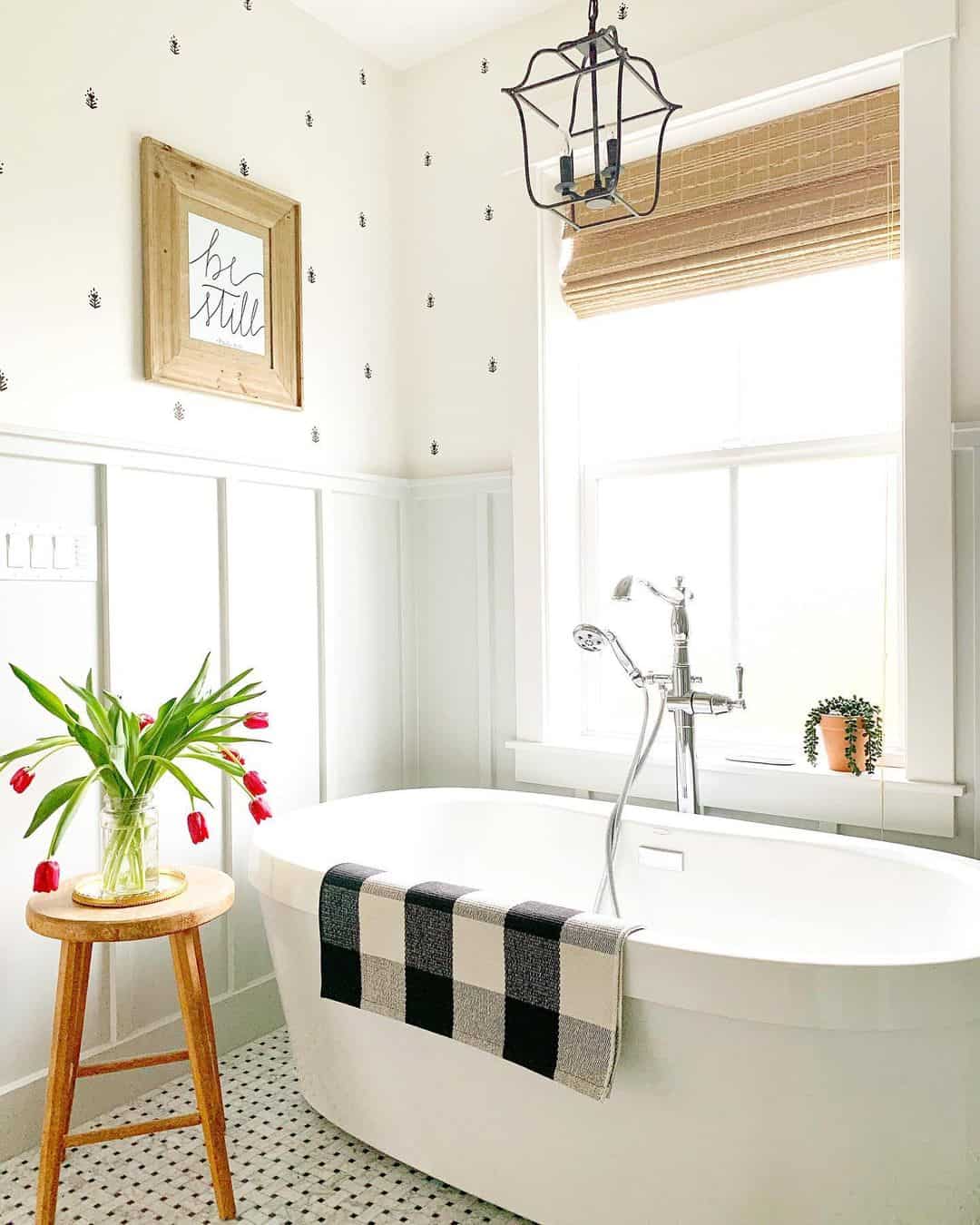 35 Small Bathroom Wallpaper Ideas to Elevate Your Home