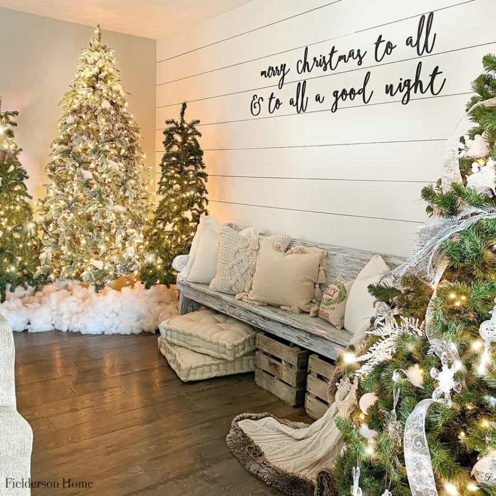 Modern Farmhouse Holiday Entryway