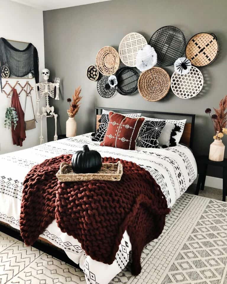 Modern Halloween Bedroom Ideas
