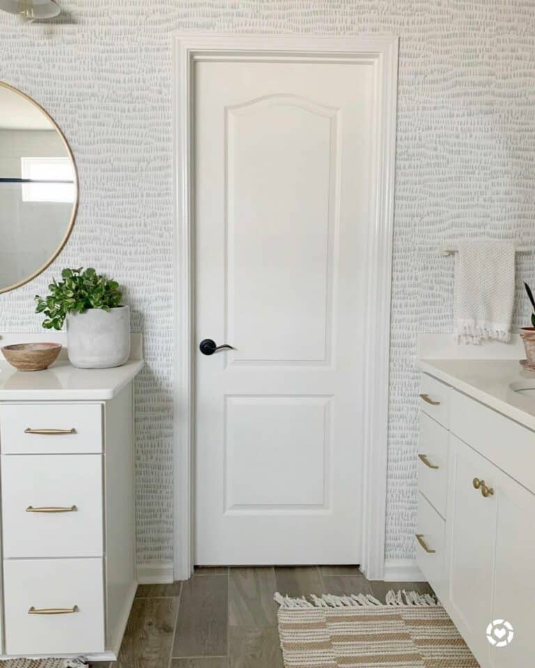 Neutral Textured Wallpaper in Primary Bathroom - Soul & Lane