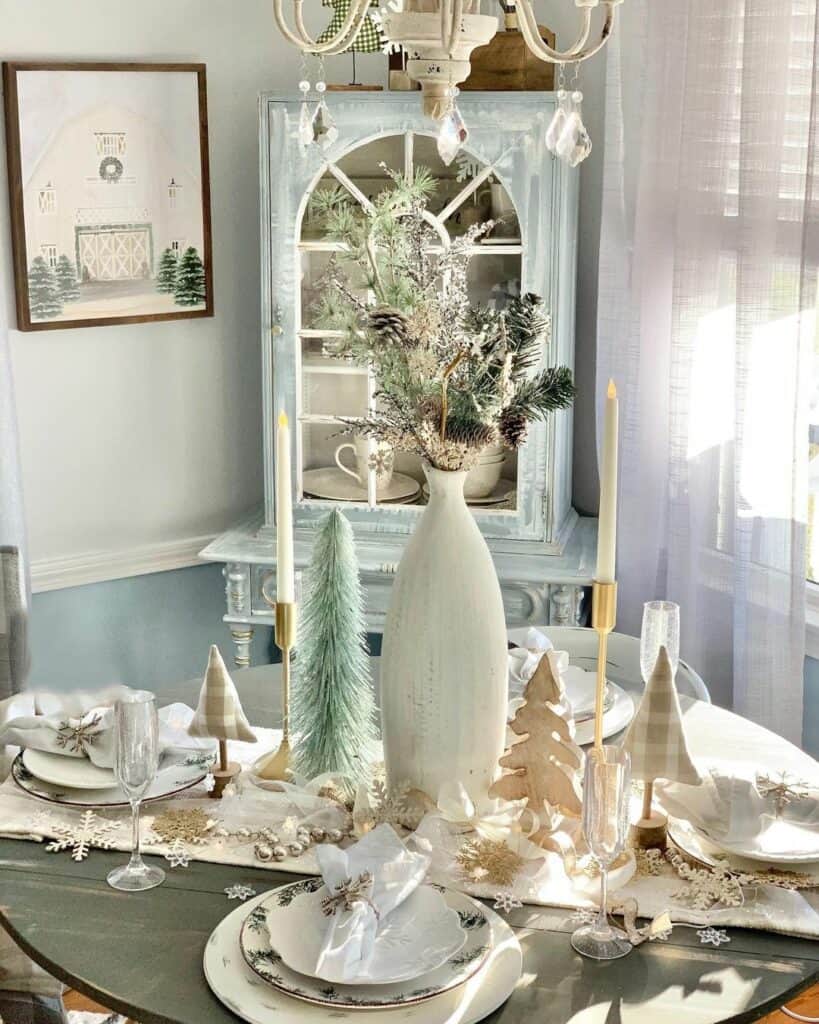 Post-Christmas Tablescape Decorating Ideas