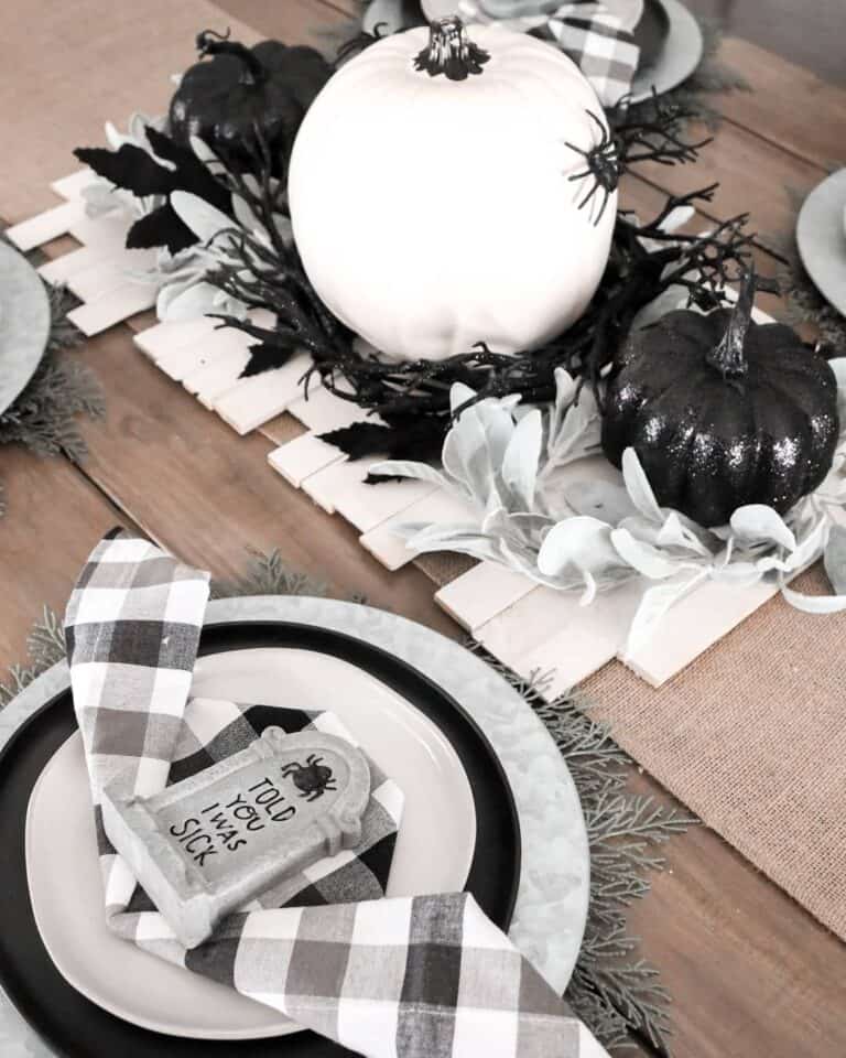 Pumpkin-Themed Tablescape Idea