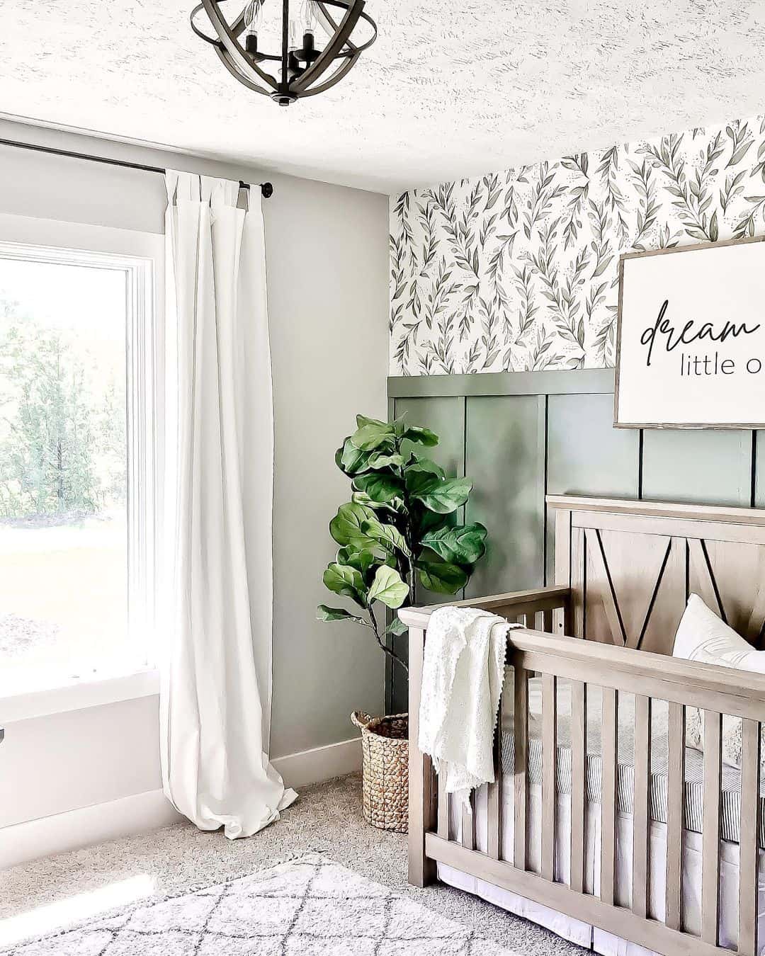 18 Jungle Theme Nursery Inspirations That Will Charm You