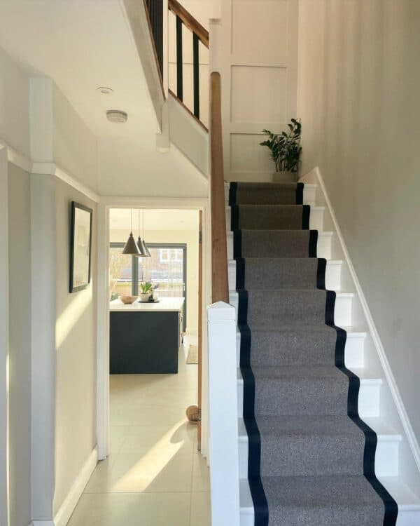 33 Recessed Hallway Lighting That Streamlines Narrow Spaces