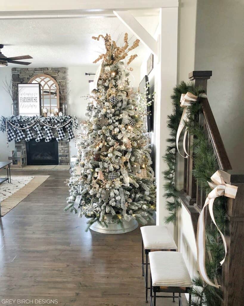 2022 Christmas Tree - Grey Birch Designs