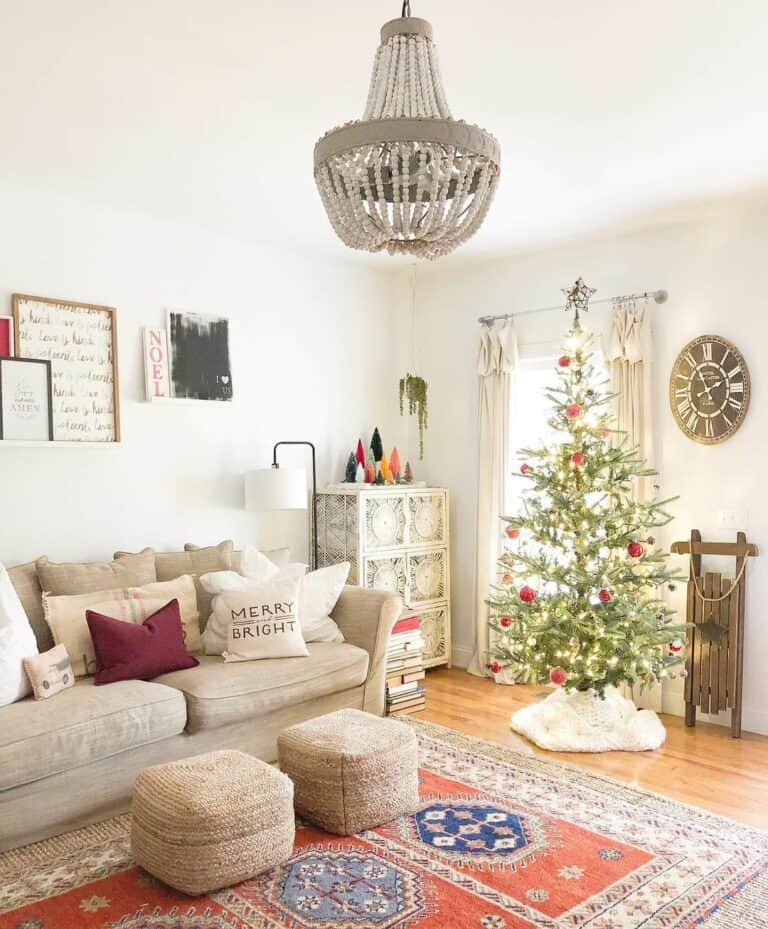 Simple Christmas Tree for Farmhouse Living Room