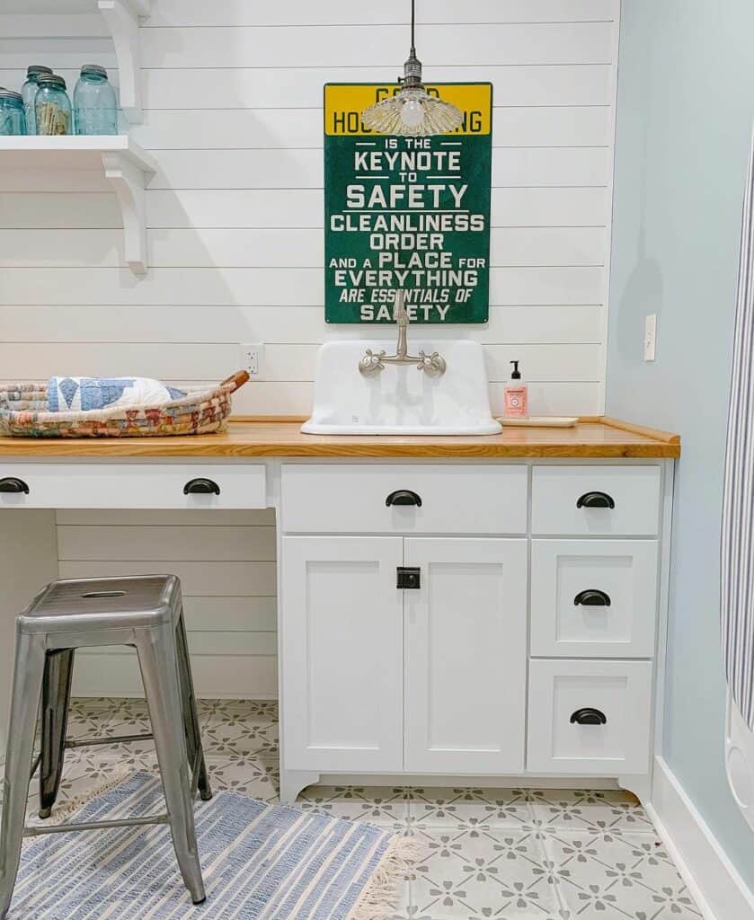 Sink Ideas for Small Laundry Room