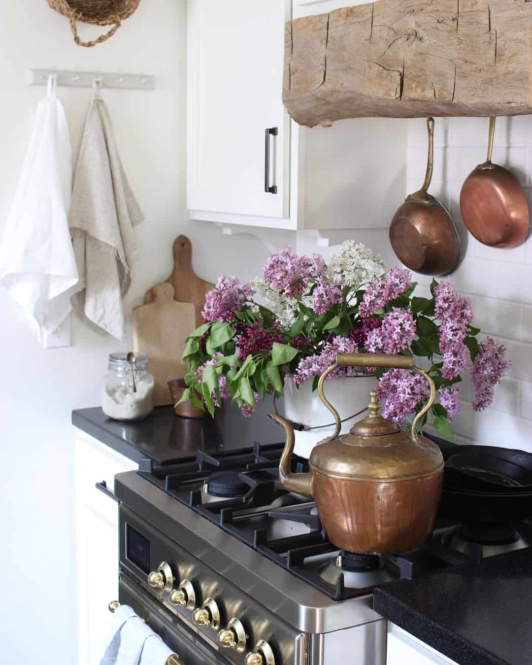 34 Ideas for Timeless Copper Kitchen Décor
