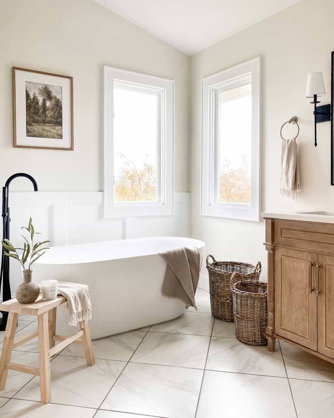 29 Wainscoting Bathroom Designs To Transform Your Space