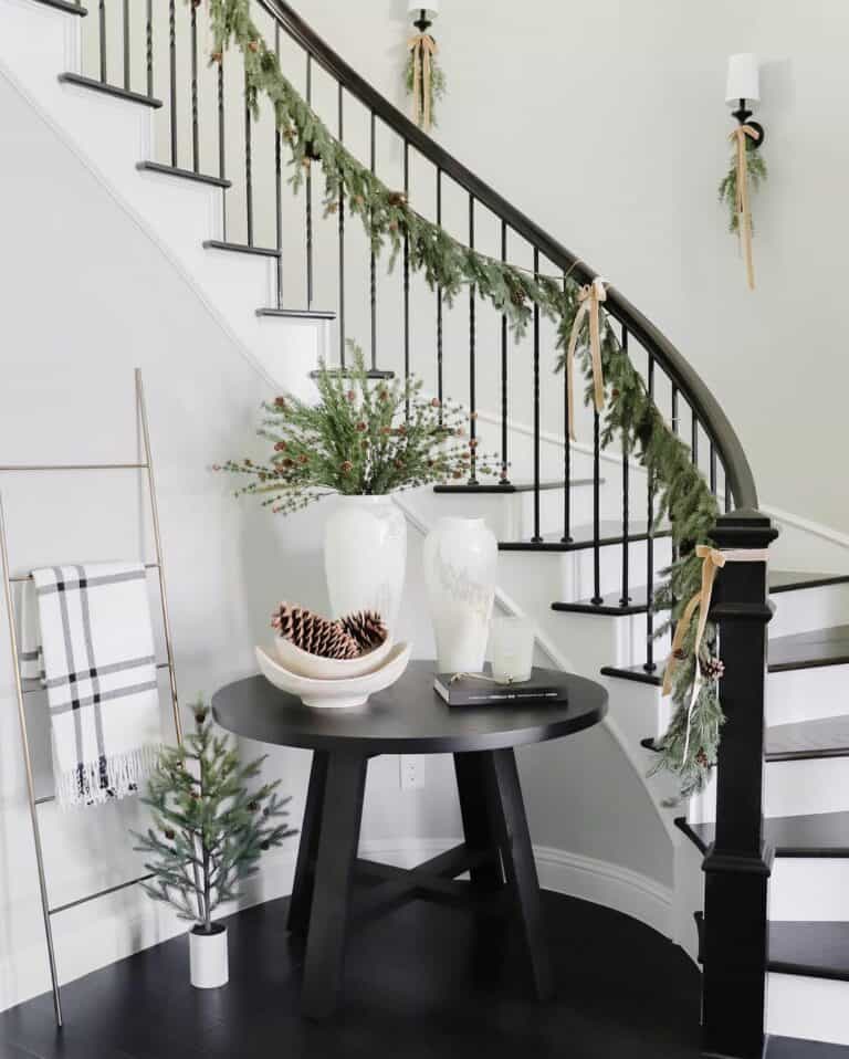 Unexpected Corner Christmas Décor