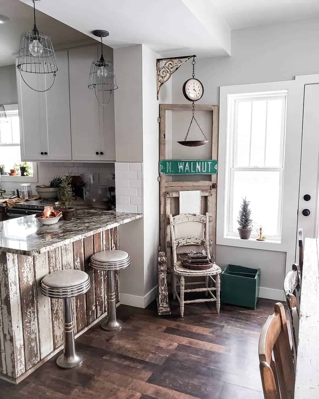 Vintage Farmhouse Small Space Kitchen - Soul & Lane