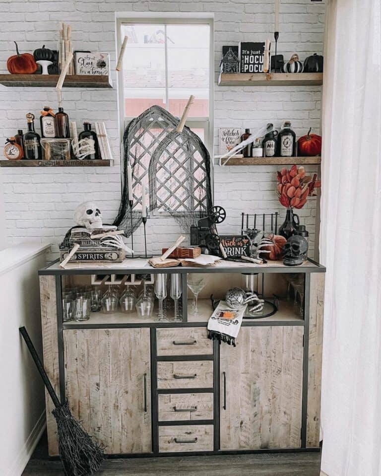 Vintage Halloween Dry Bar