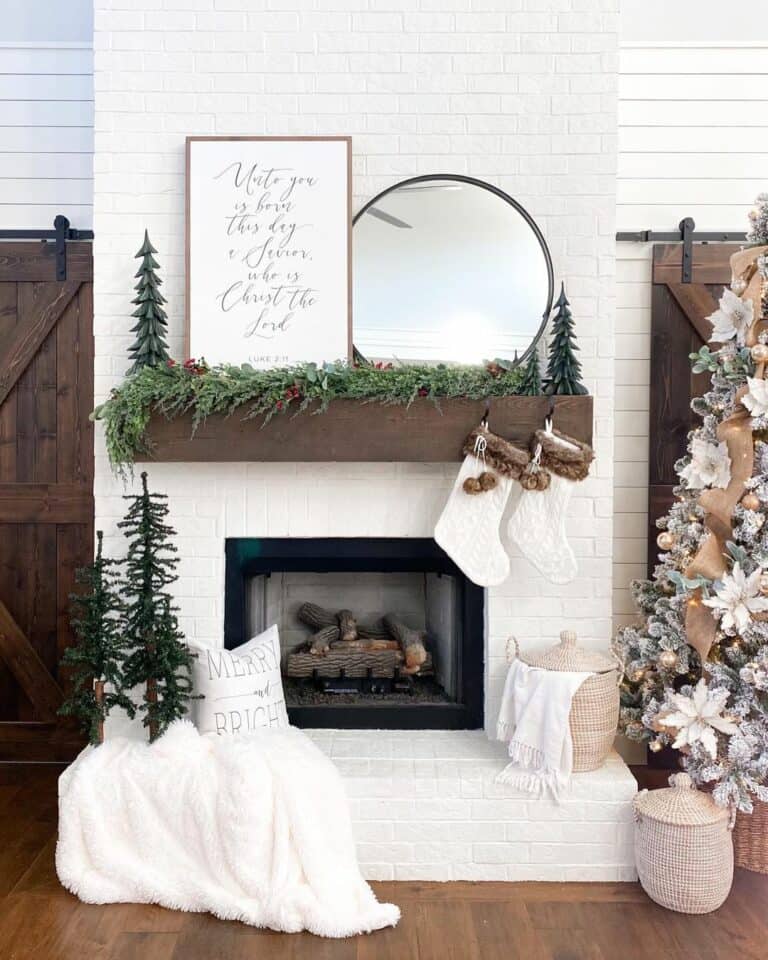 White Holiday Fireplace That Inspires