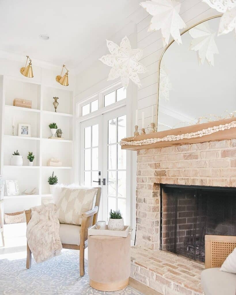 White Snowflake Fireplace Décor