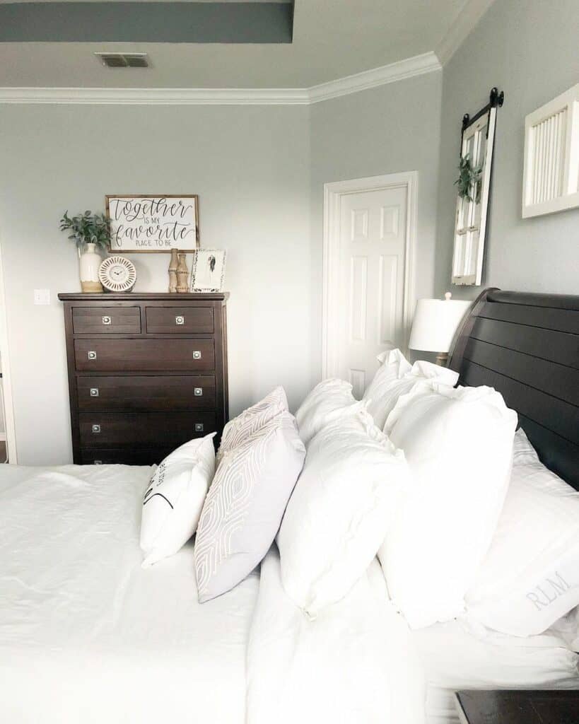 White and Tan Dresser Top Décor