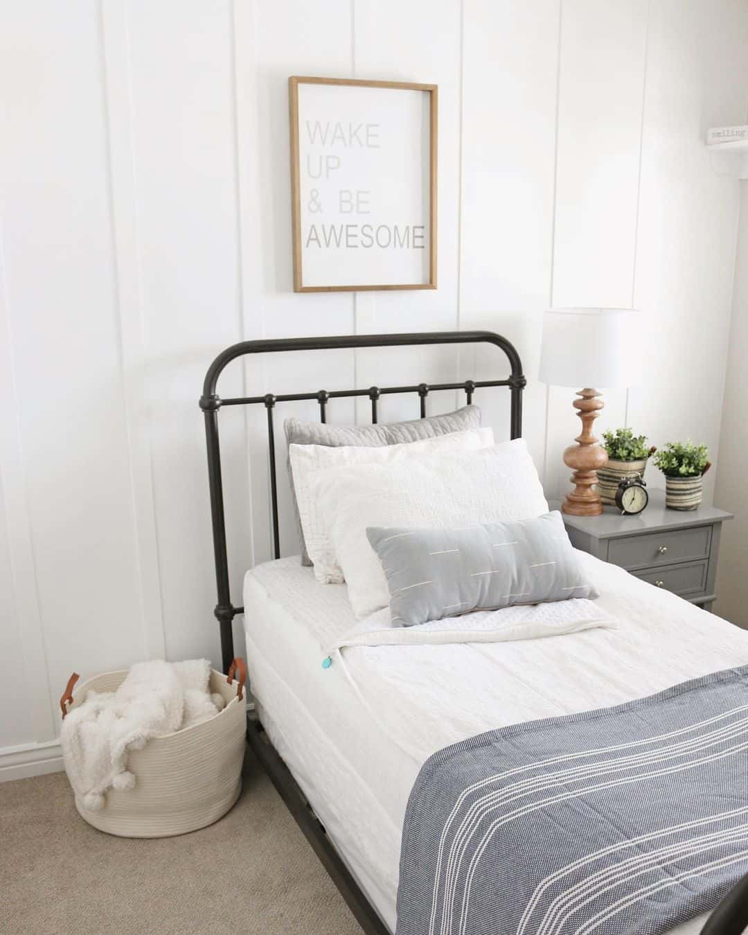 27 Blanket Storage Ideas That Will Elevate Your Comfort