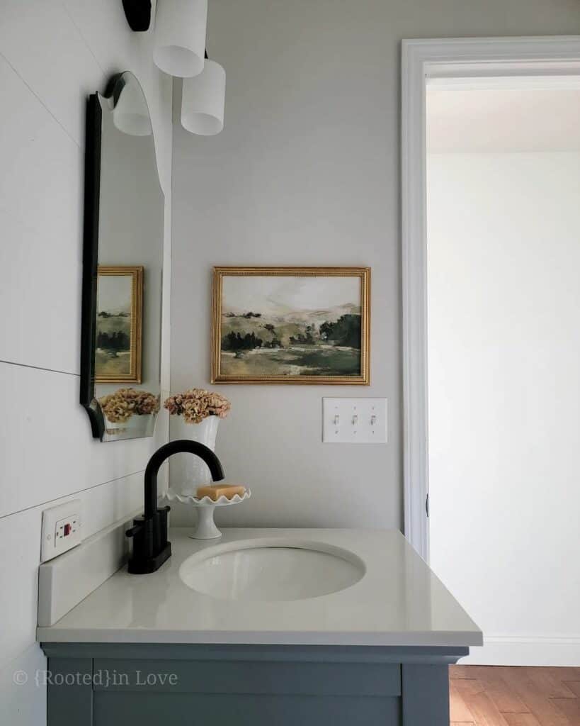 30 Bathroom Art Ideas to Turn Your Bathroom into an Escape