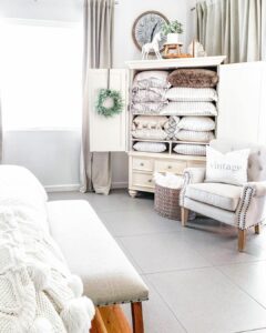 Bedroom Corner Linen Storage Ideas
