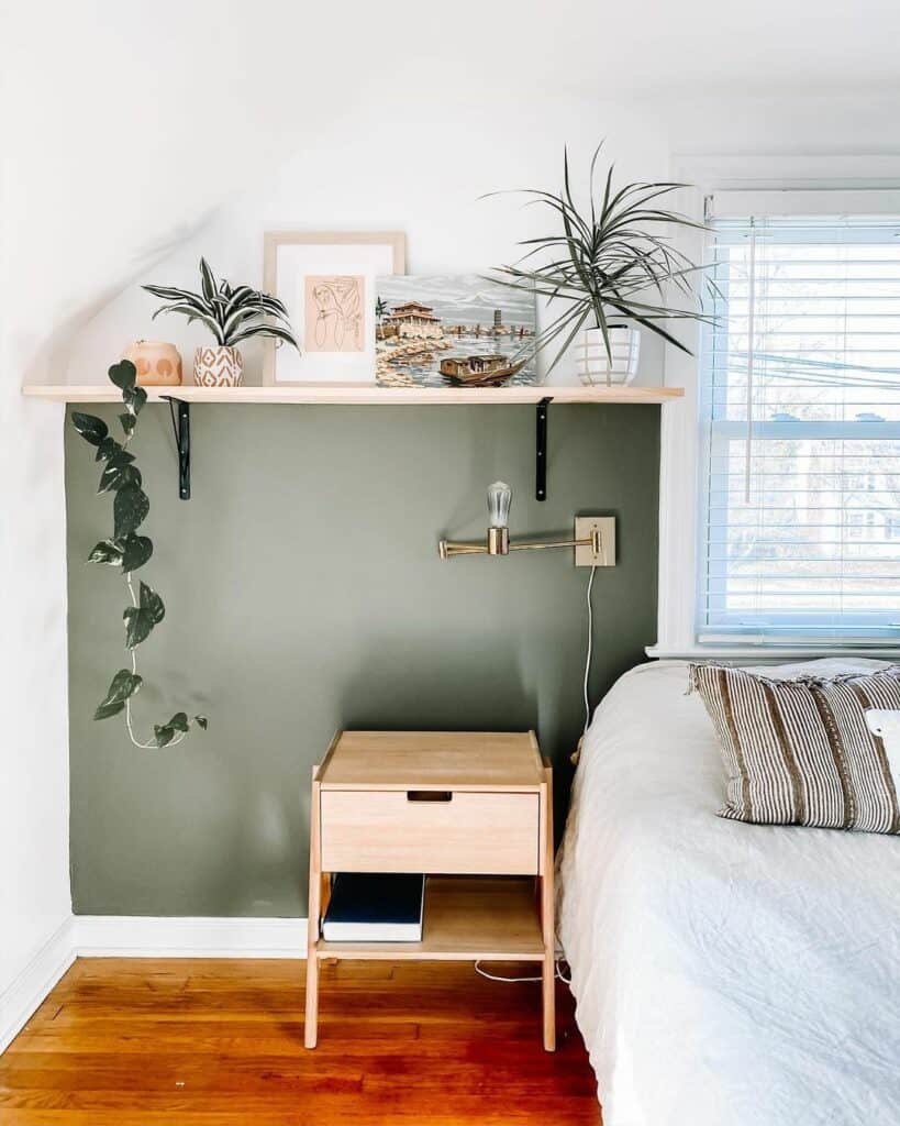 Bedroom With a Green Ombré Focal Wall
