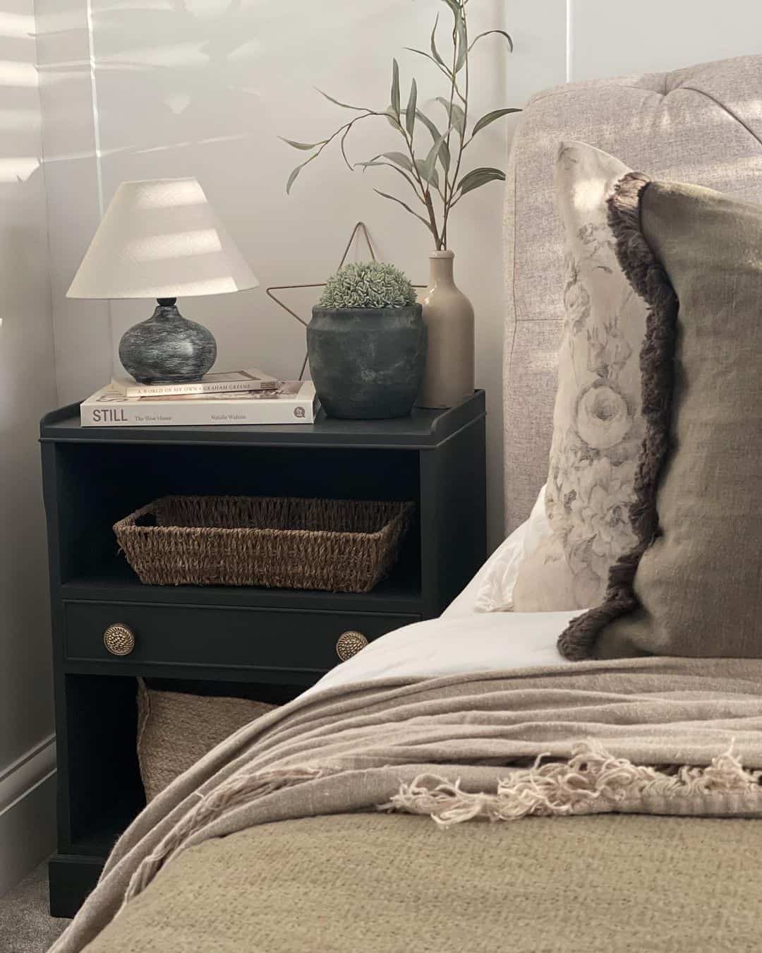 17 Black and Grey Bedroom Ideas for Any Décor Style