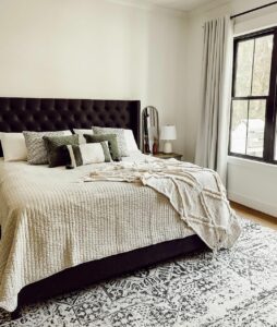 Black and Grey Bedroom Ideas