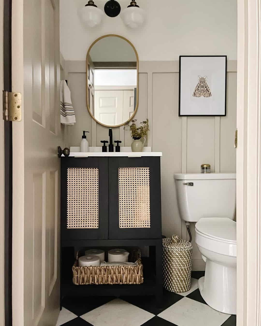 30 Bathroom Art Ideas to Turn Your Bathroom into an Escape
