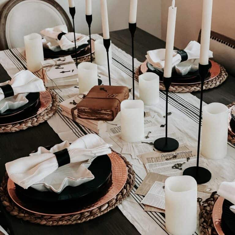 Black and White Everyday Table Setting Ideas