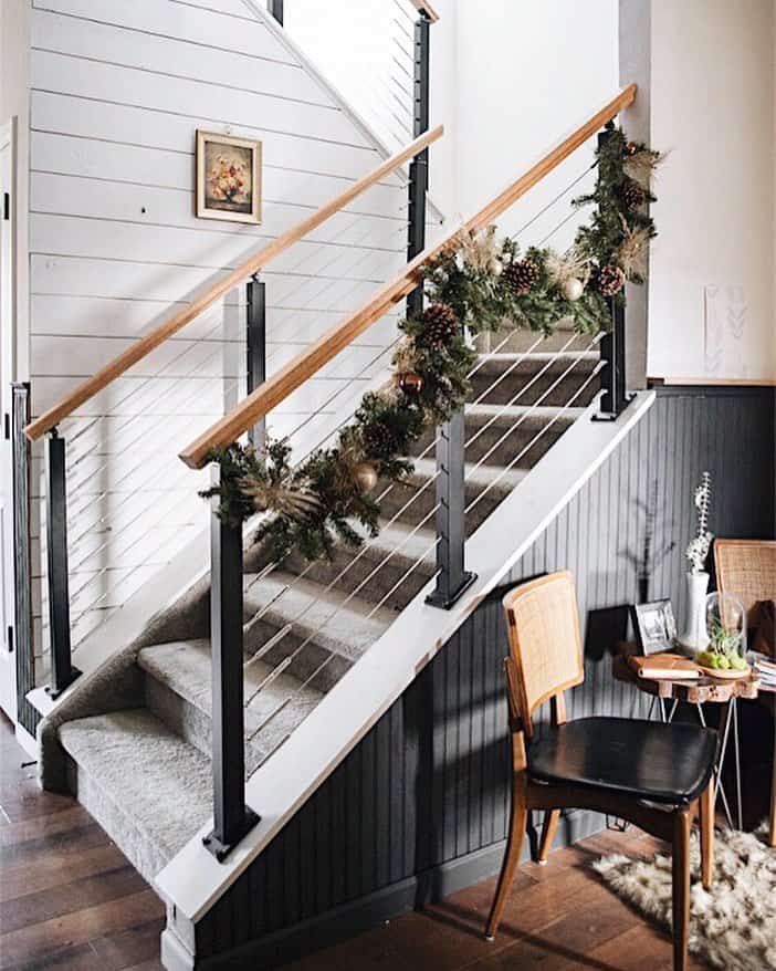 Black and White Staircase with Modern Vibe