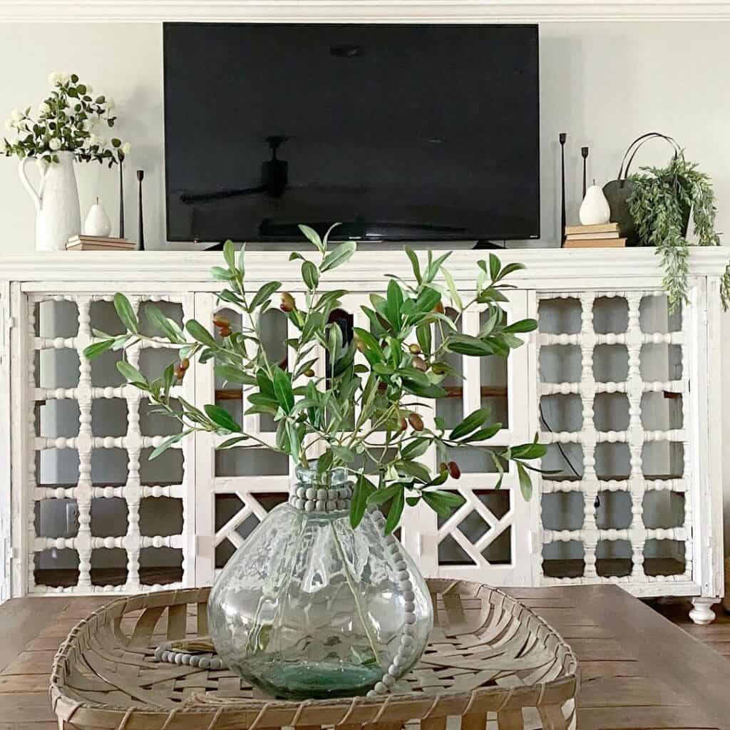 Clear Farmhouse Glass Vase Coffee Table Décor Ideas