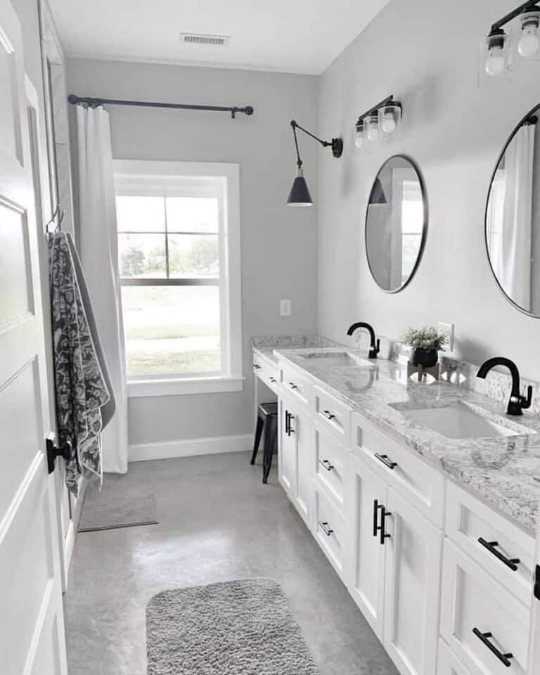 Cool Grey and White Modern Bathroom Design