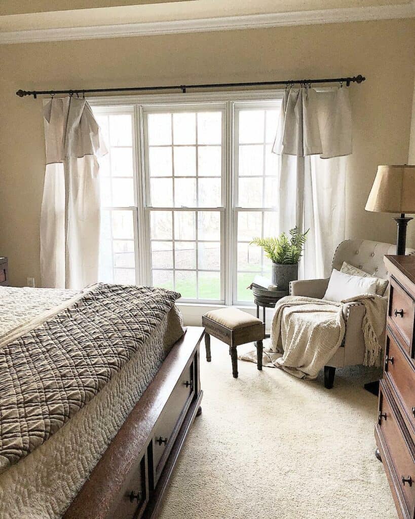 Cozy Bedroom Reading Corner Ideas