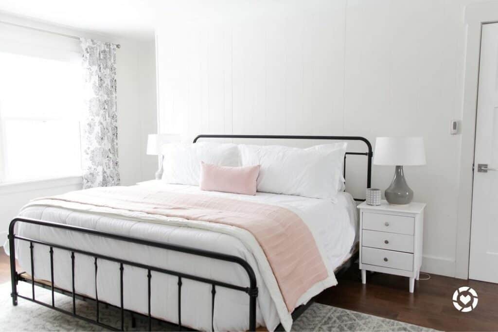 Cozy Guest Bedroom With Pops of Pink