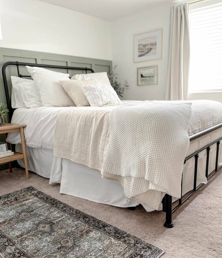 Cozy Modern Farmhouse Bedroom With Carpet