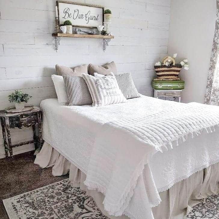 Cozy and Fresh Guest Bedroom Idea