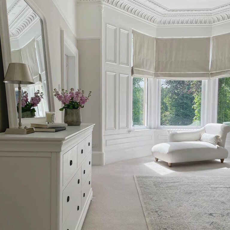 Elegant White Bedroom With Bay Windows
