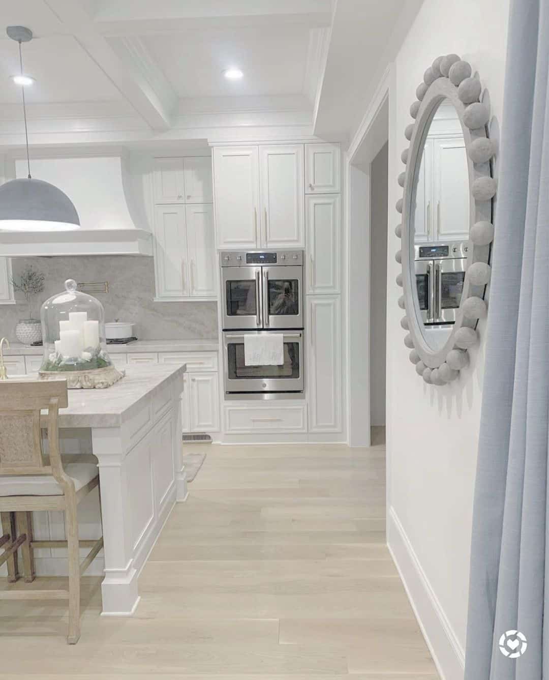 29 Floor to Ceiling Cabinets to Spice Up Your Storage
