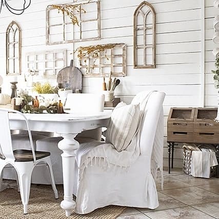 Fall-Inspired Dining Area with Wooden Frames