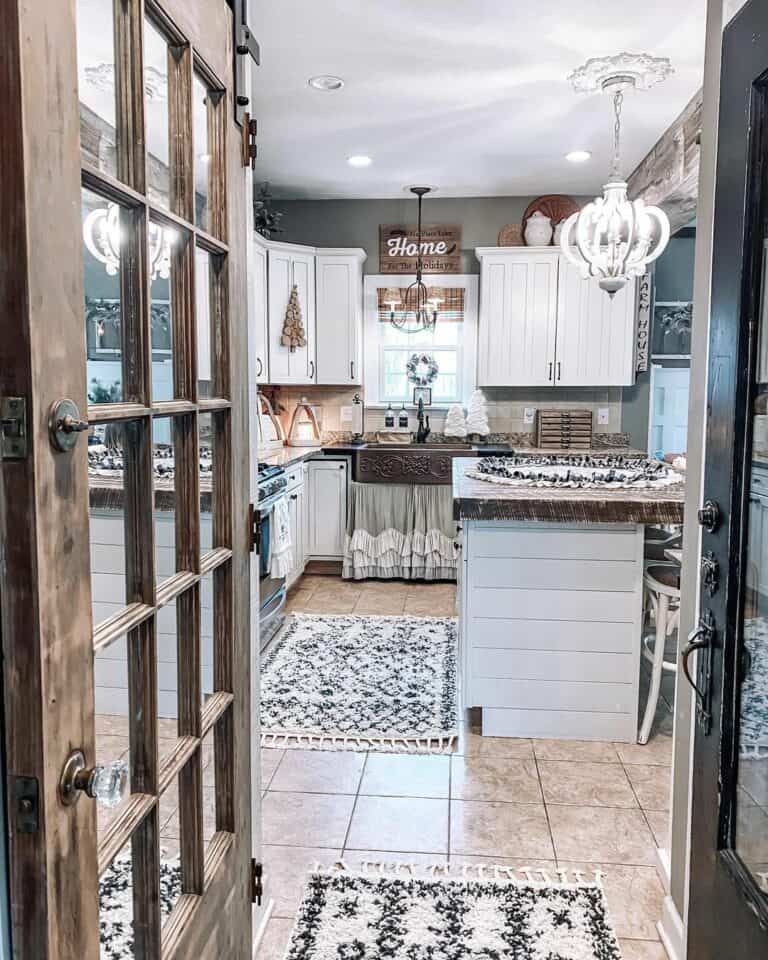 Farmhouse Kitchen Rug Ideas for Extra Charm