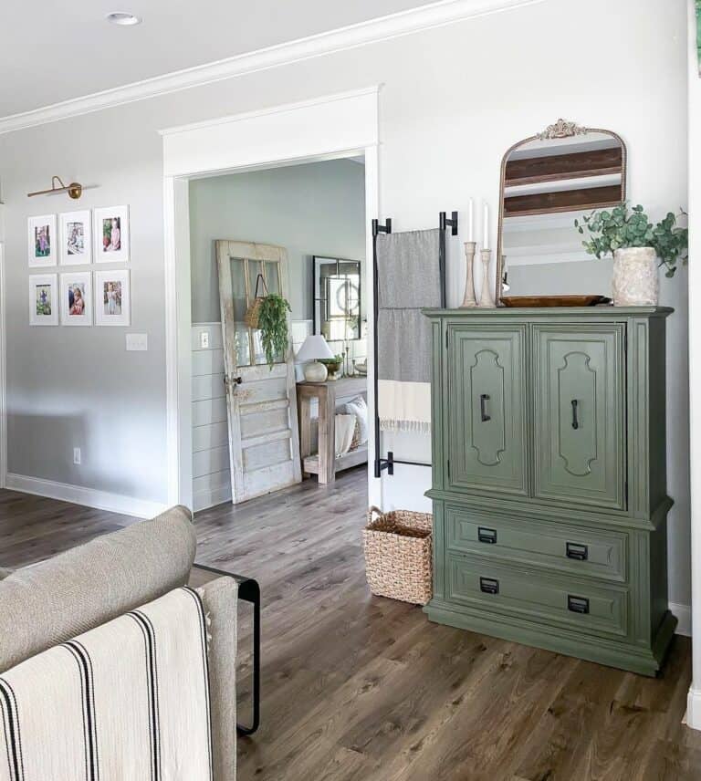 Farmhouse Living Room with Wall-Mounted Blanket Ladder
