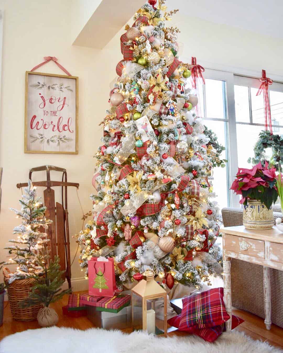 Flocked Tree with Vintage Christmas Decorations - Soul & Lane