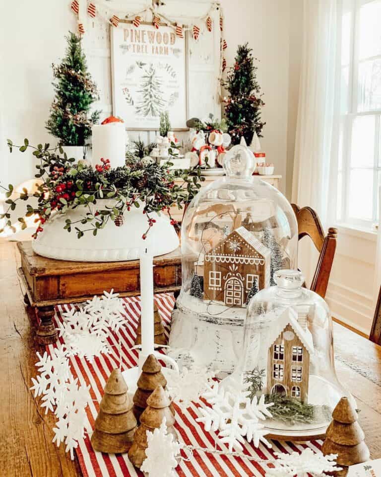 Gingerbread and Snowflake Table Decorations