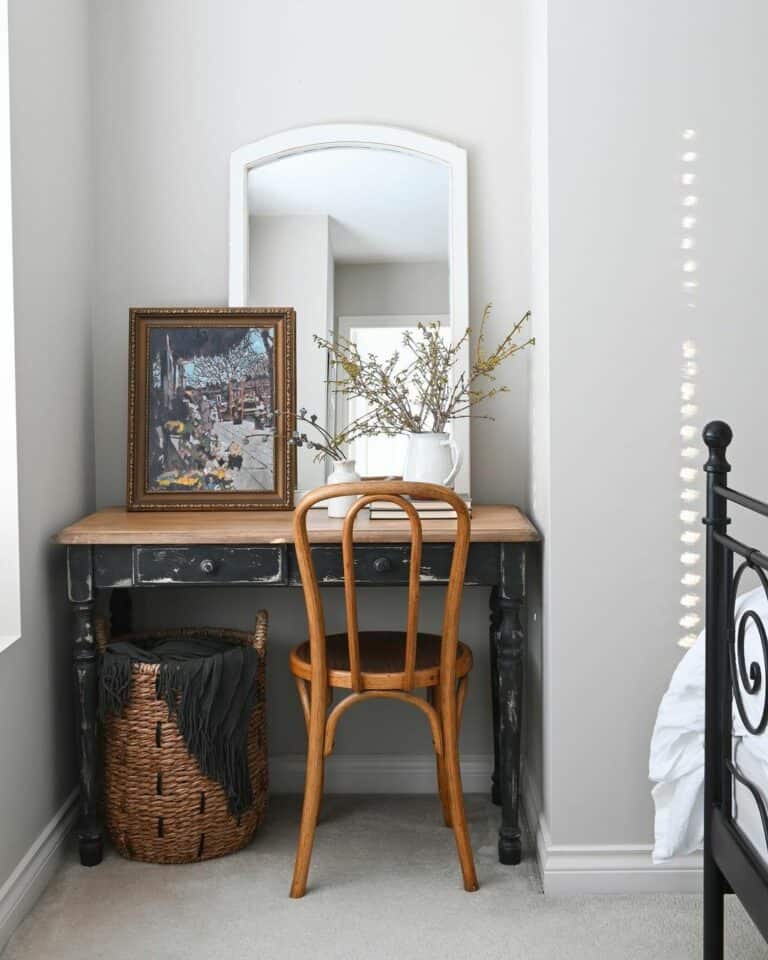 Gray Writing Cubby With a Vintage Desk